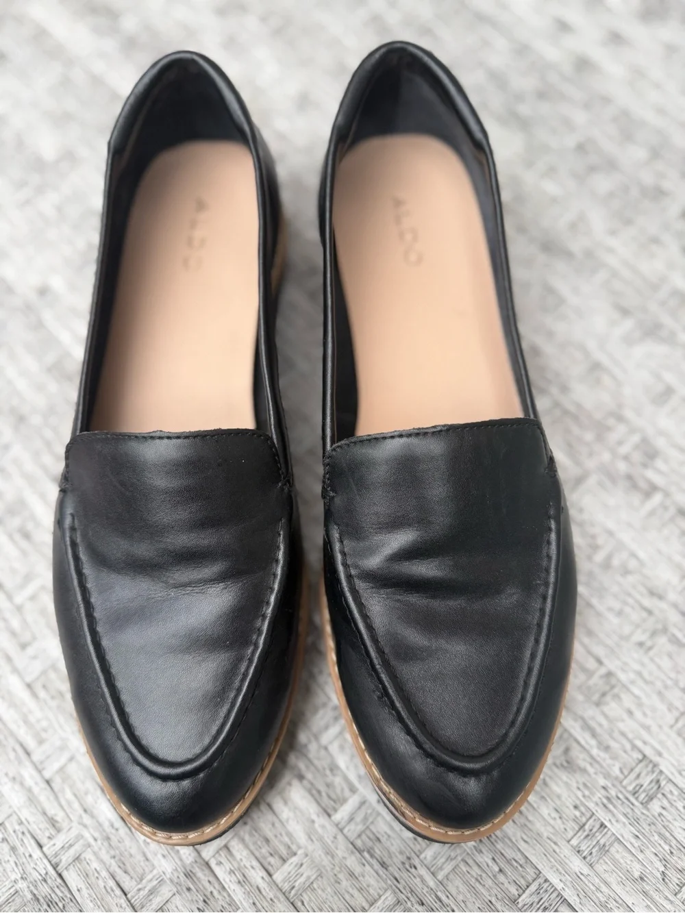 ALDO Black Leather Slip-On Almond Tie Platform Loafers Size 8.5
